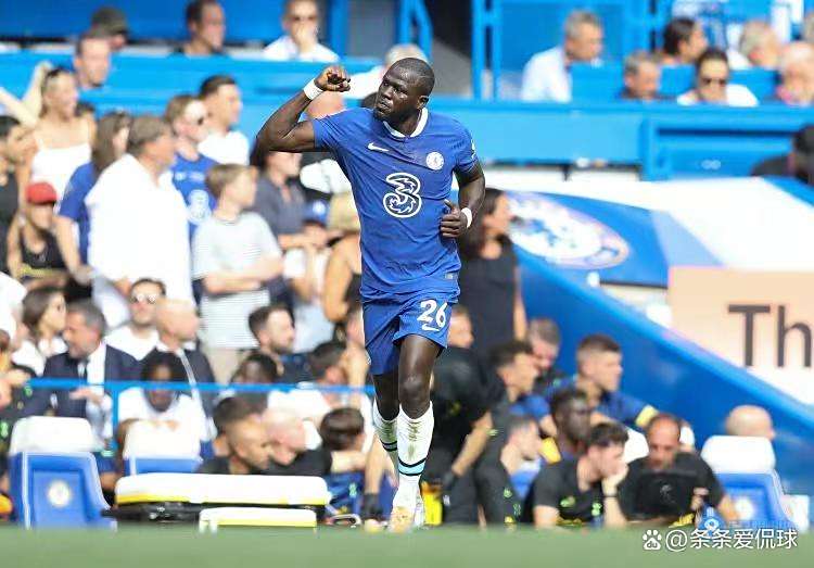 关于中卫大将受伤,球队士气受挫!的信息 关于中卫大将受伤,球队士气受挫!的信息