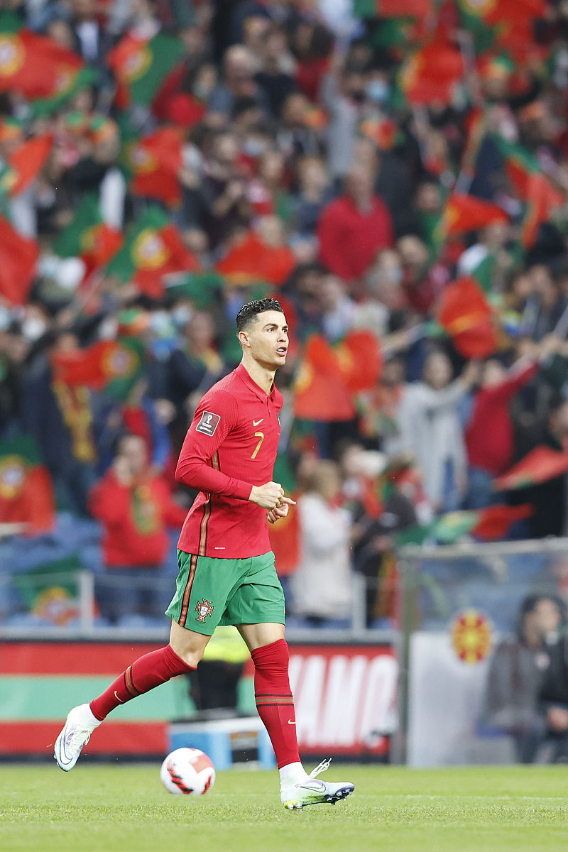 包含凯泽斯劳滕主教练临时换人成功,球队逆转胜利的词条 包含凯泽斯劳滕主教练临时换人成功,球队逆转胜利的词条