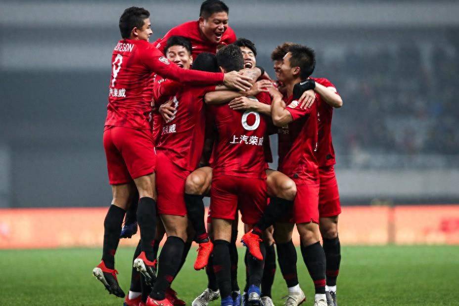 关于上港硬战勇往直前,备战中超激烈一战的信息 关于上港硬战勇往直前,备战中超激烈一战的信息