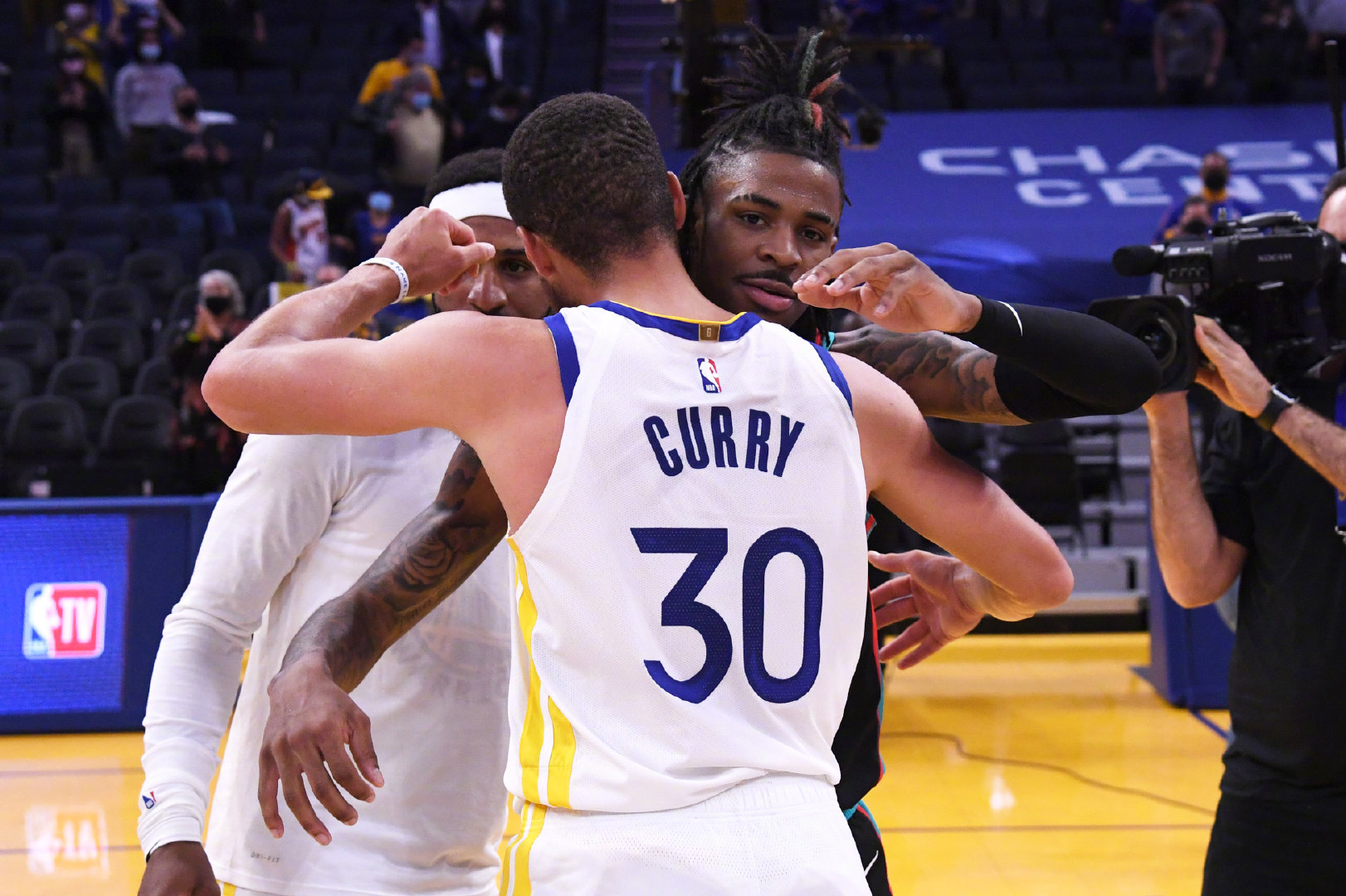 包含惊心动魄!欧预赛比赛精彩瞬间,看点十足的词条 包含惊心动魄!欧预赛比赛精彩瞬间,看点十足的词条