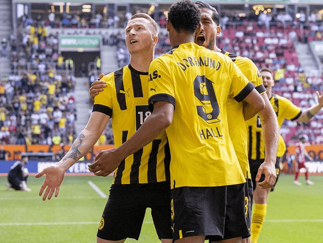 奥格斯堡豪取大捷,实现不败纪录的简单介绍 奥格斯堡豪取大捷,实现不败纪录的简单介绍