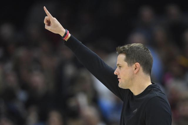 爵士主帅被曝与球队关键球员关系紧张 爵士主帅被曝与球队关键球员关系紧张